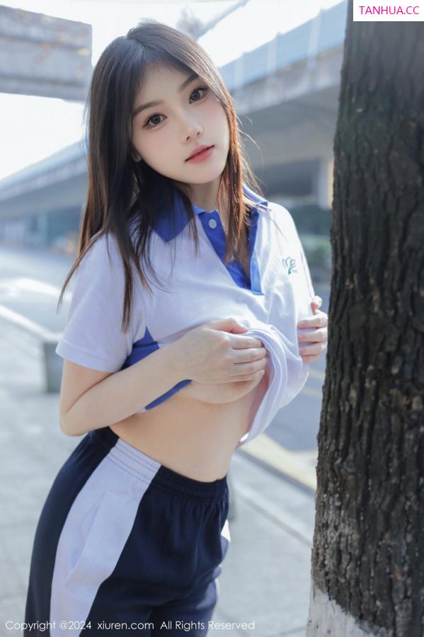 豆瓣酱  [XiuRen]高清写真图 2024.01.19 No.7994 豆瓣酱 制服美臀第57张图片